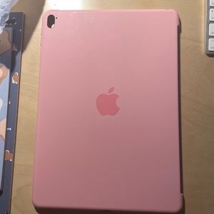 Apple iPad Silicon Case Pink